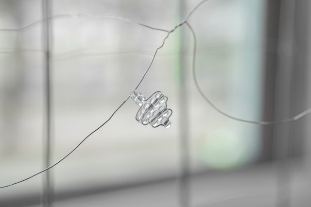 Kertyschoo! / MAYPOLE / The wood outside de garden